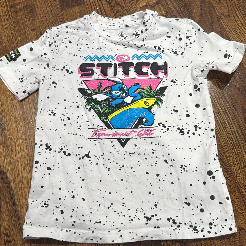Walt Disney World Stitch T shirt size 7/8